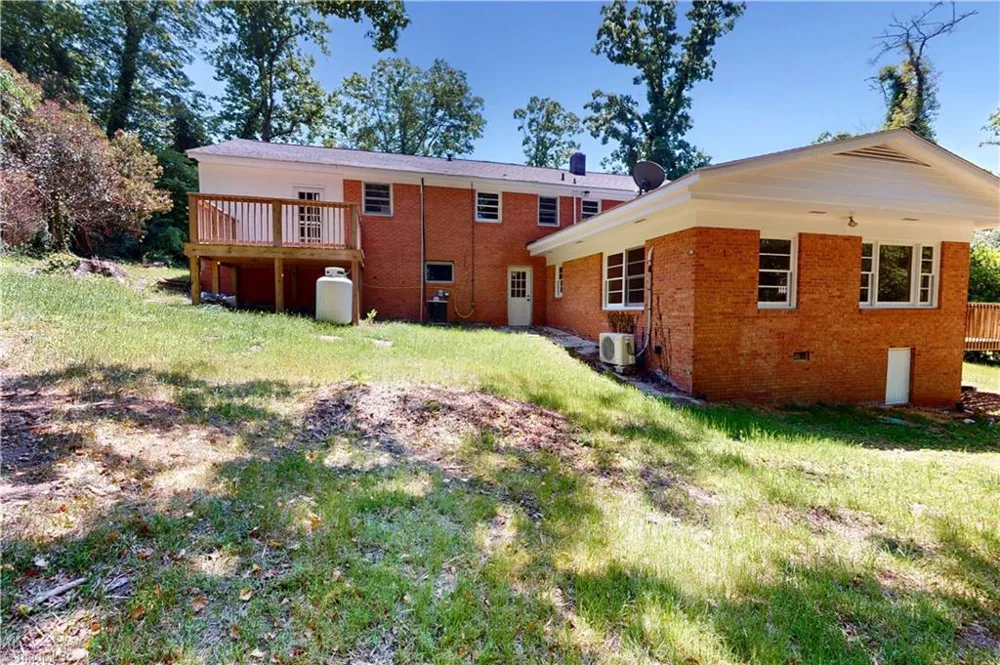 204 Forest Hill Road Mount Airy, NC 27030