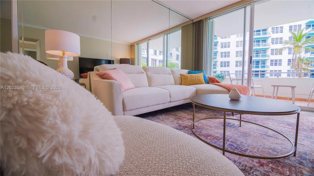 5151 Collins Ave #428 Miami Beach, FL 33140