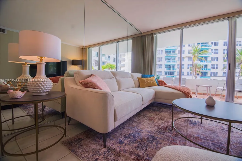 5151 Collins Ave #428 Miami Beach, FL 33140