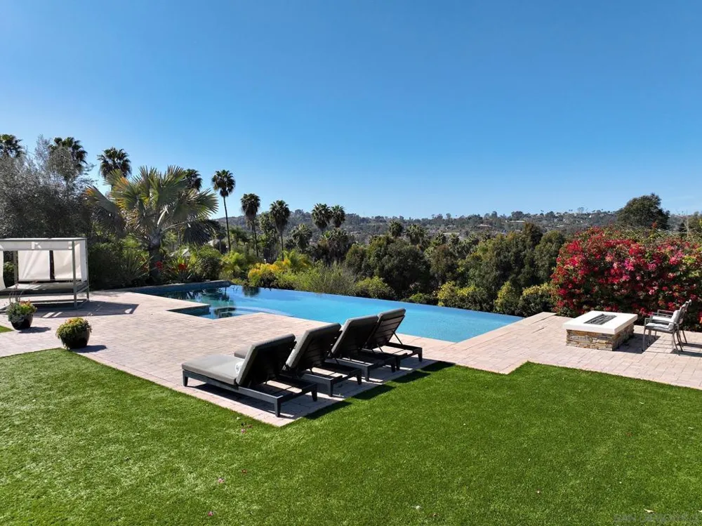 4773 El Mirlo Rancho Santa Fe, CA 92067