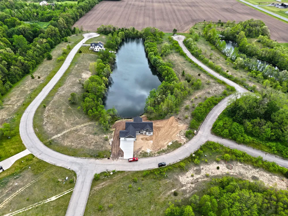 70055 Ashley Drive Edwardsburg, MI 49112
