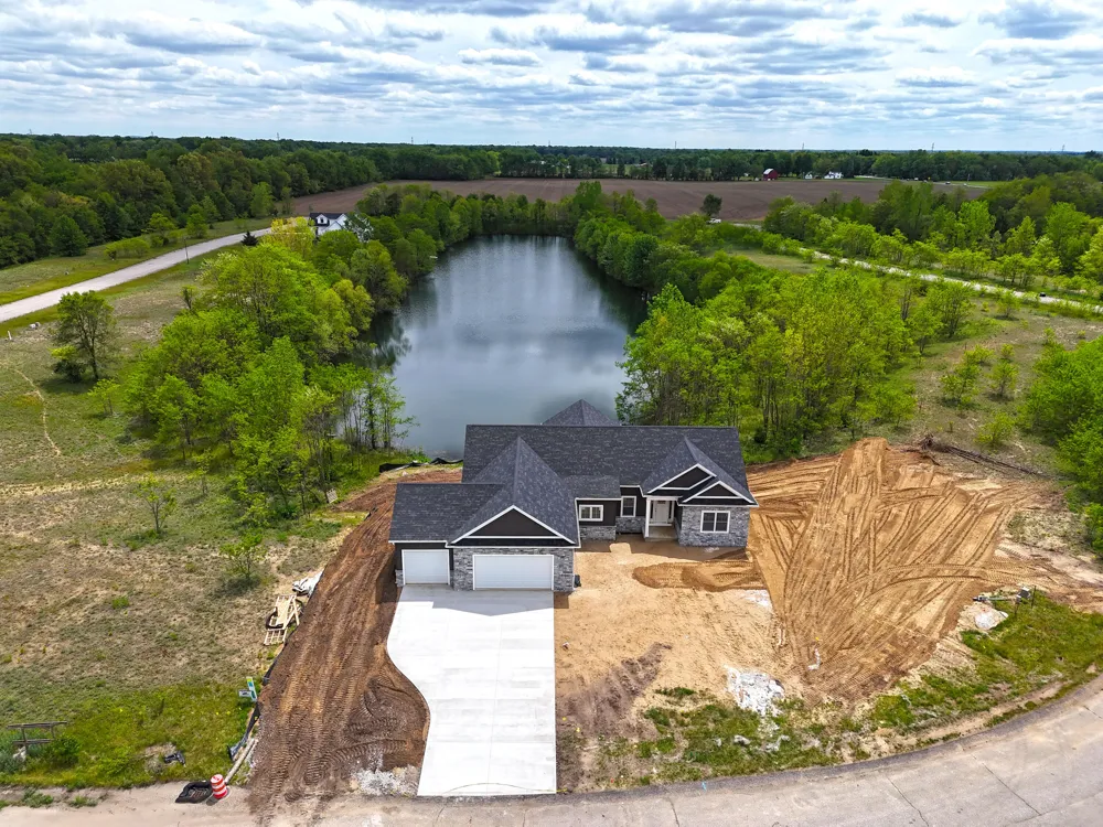 70055 Ashley Drive Edwardsburg, MI 49112