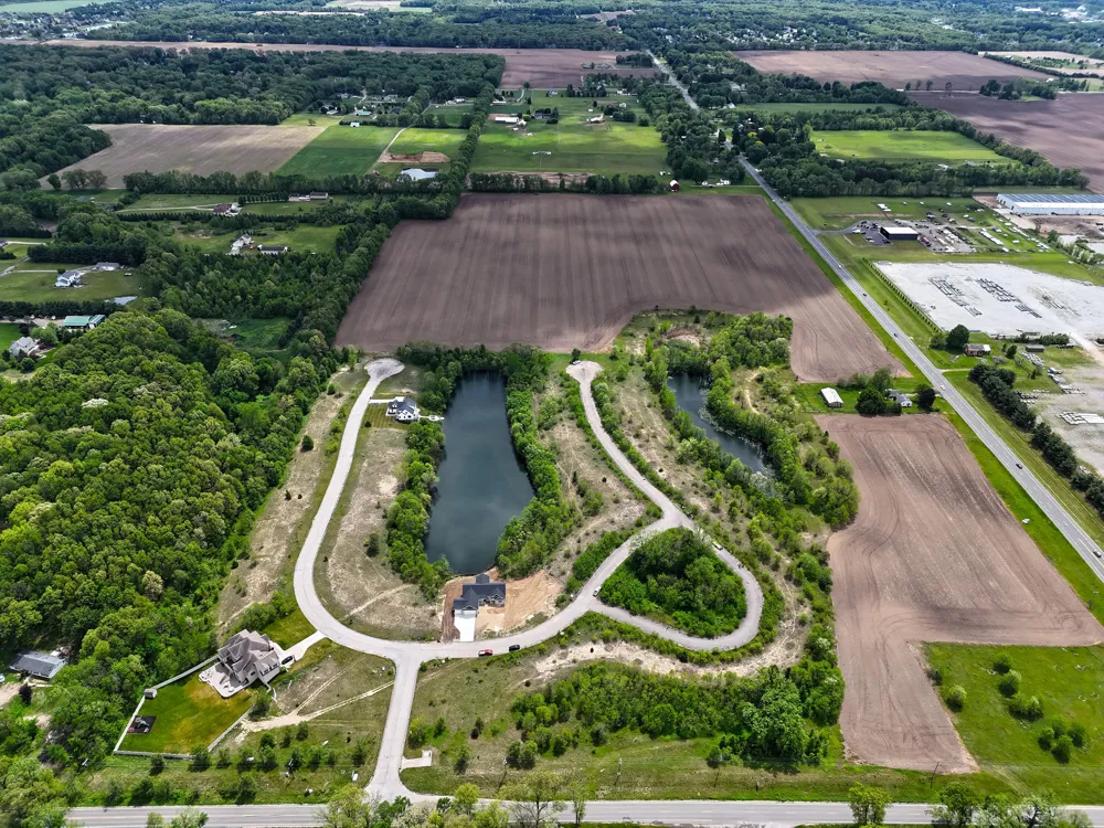 70055 Ashley Drive Edwardsburg, MI 49112