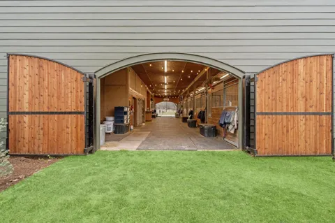 1560 Bowler Road