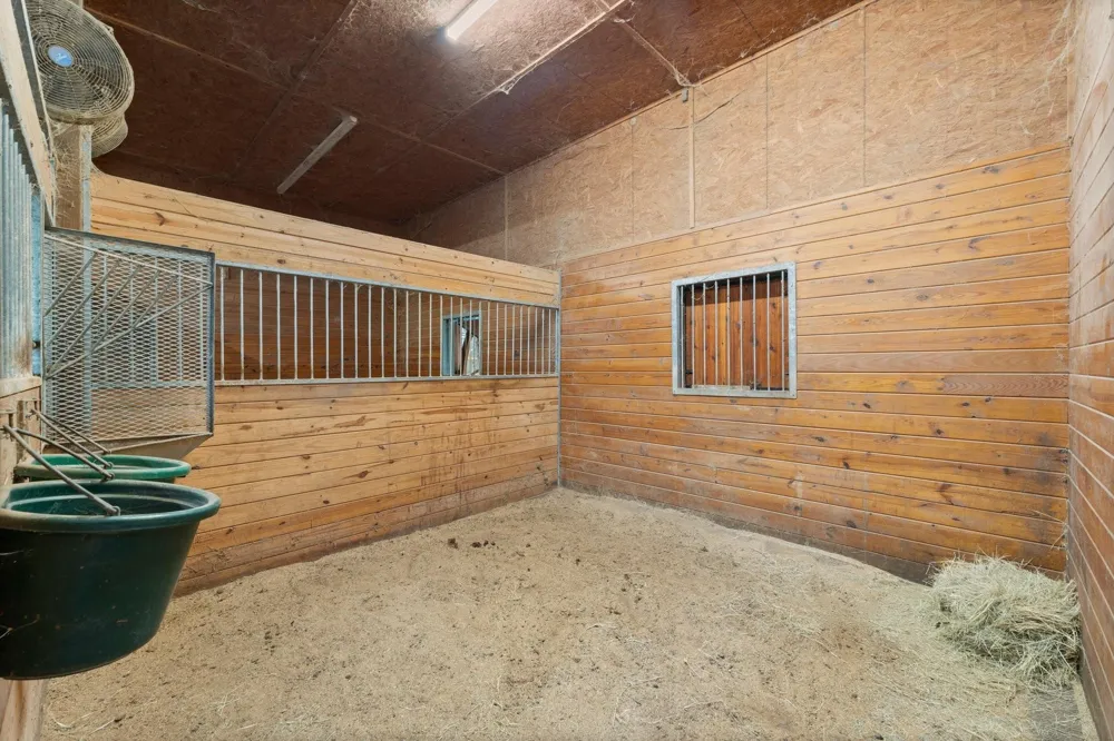 1560 Bowler Road Waller, TX 77484