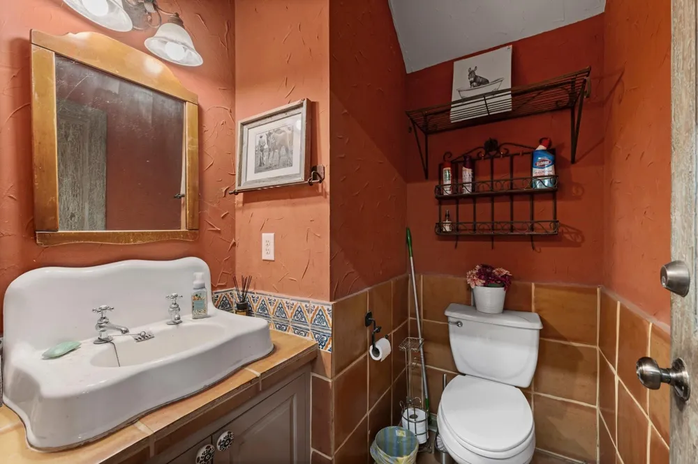 1560 Bowler Road Waller, TX 77484