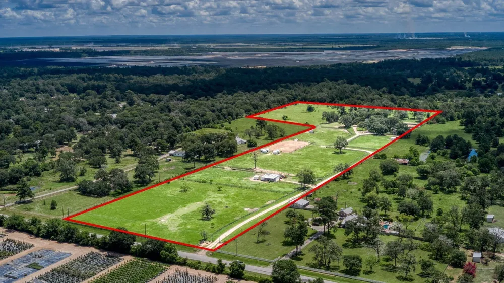1560 Bowler Road Waller, TX 77484