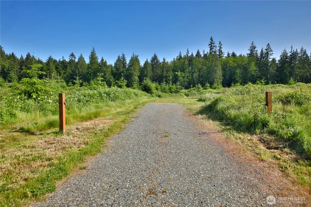 2062 Goodell Road Freeland, WA 98249