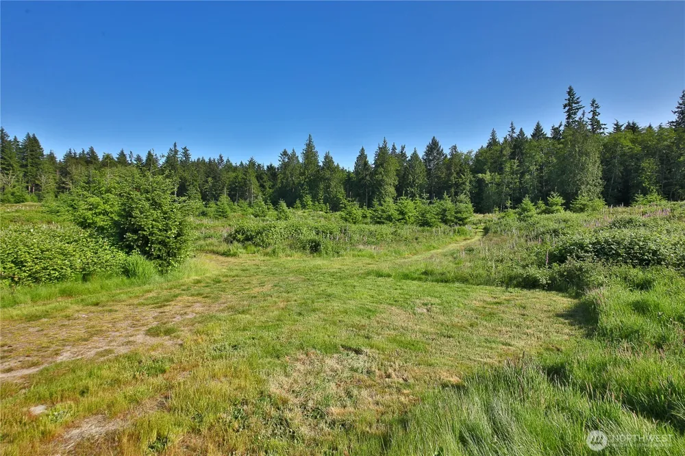 2062 Goodell Road Freeland, WA 98249