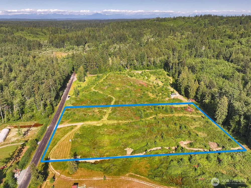 2062 Goodell Road Freeland, WA 98249