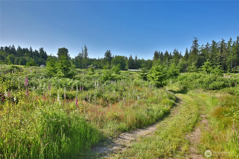 2062 Goodell Road Freeland, WA 98249