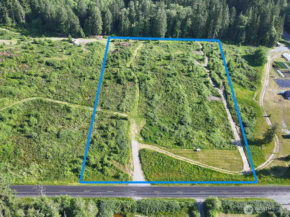 2062 Goodell Road Freeland, WA 98249