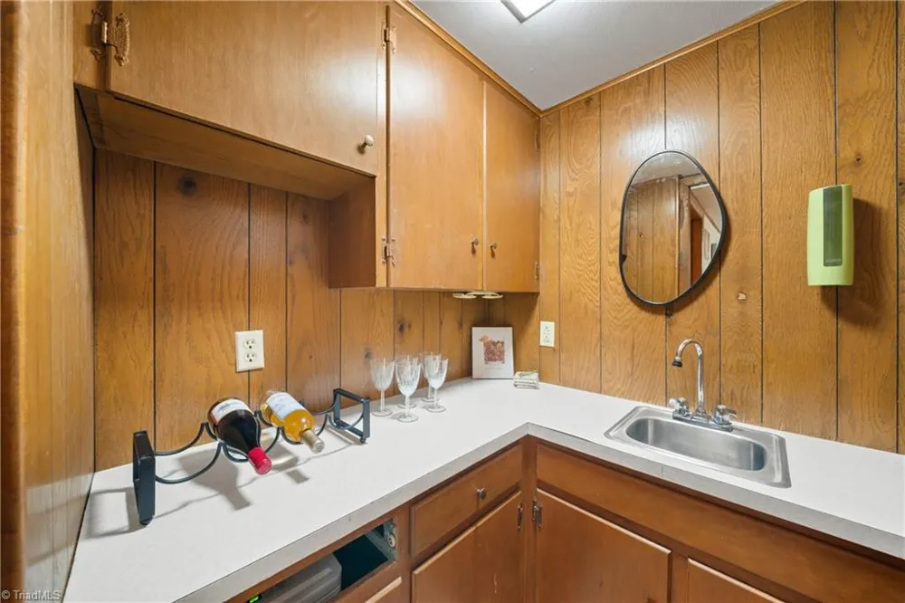 7960 Simmons Road Rural Hall, NC 27045
