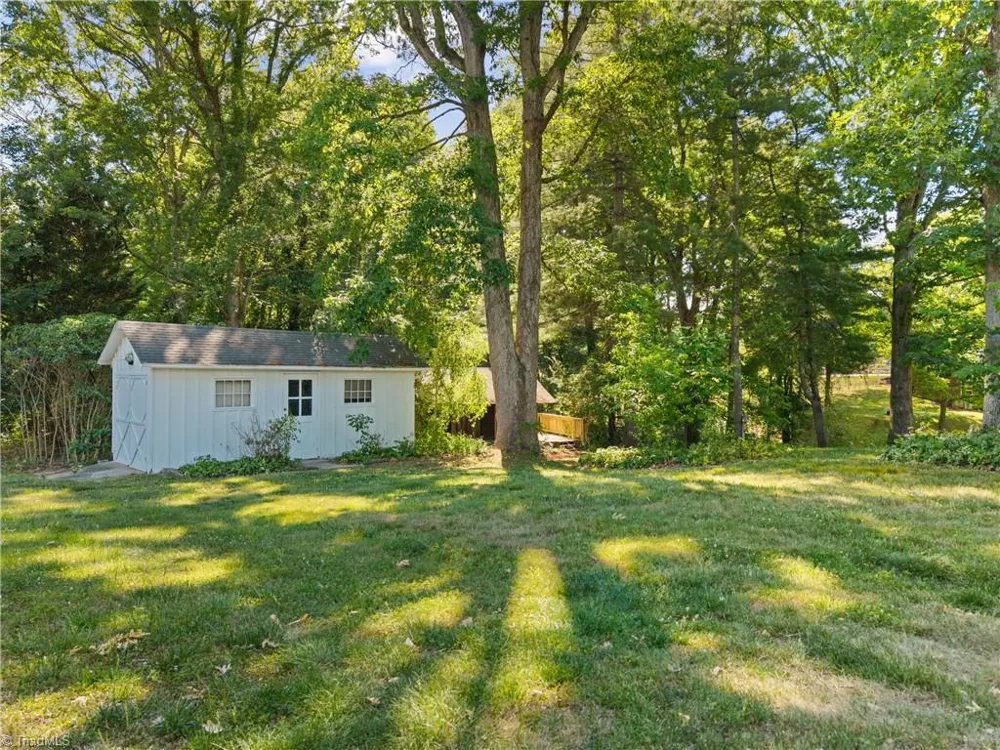 7960 Simmons Road Rural Hall, NC 27045