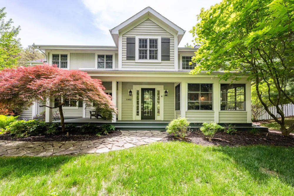 6482 Sweetbriar Court Sawyer, MI 49125