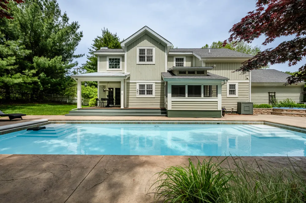 6482 Sweetbriar Court Sawyer, MI 49125