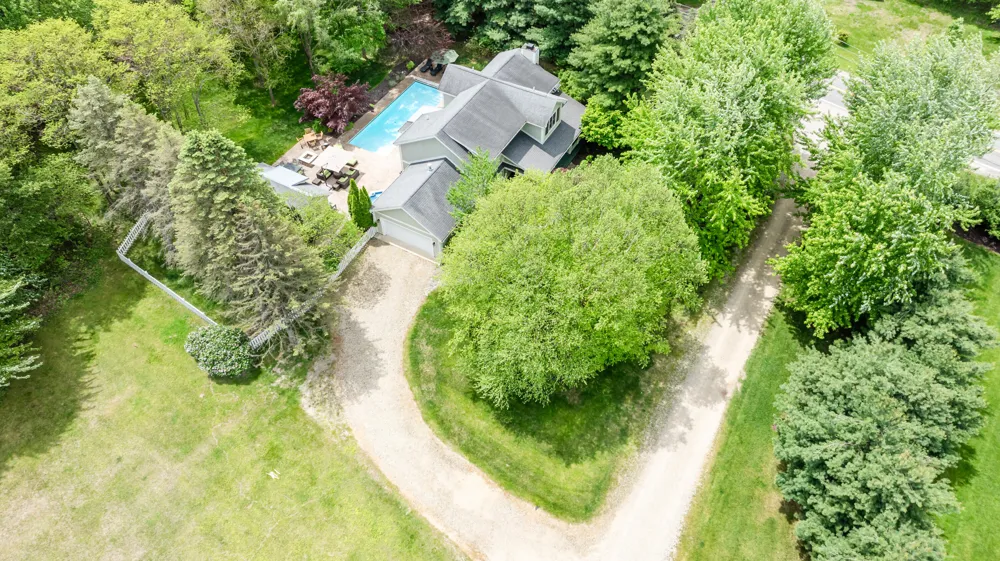 6482 Sweetbriar Court Sawyer, MI 49125
