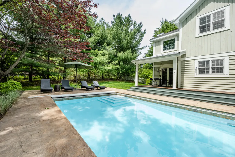 6482 Sweetbriar Court Sawyer, MI 49125