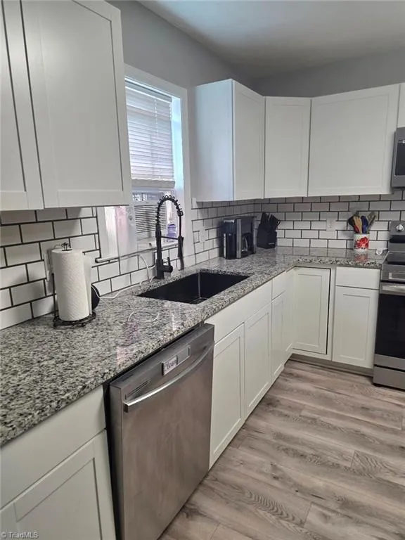 7625 Stonewell Lane Tobaccoville, NC 27050