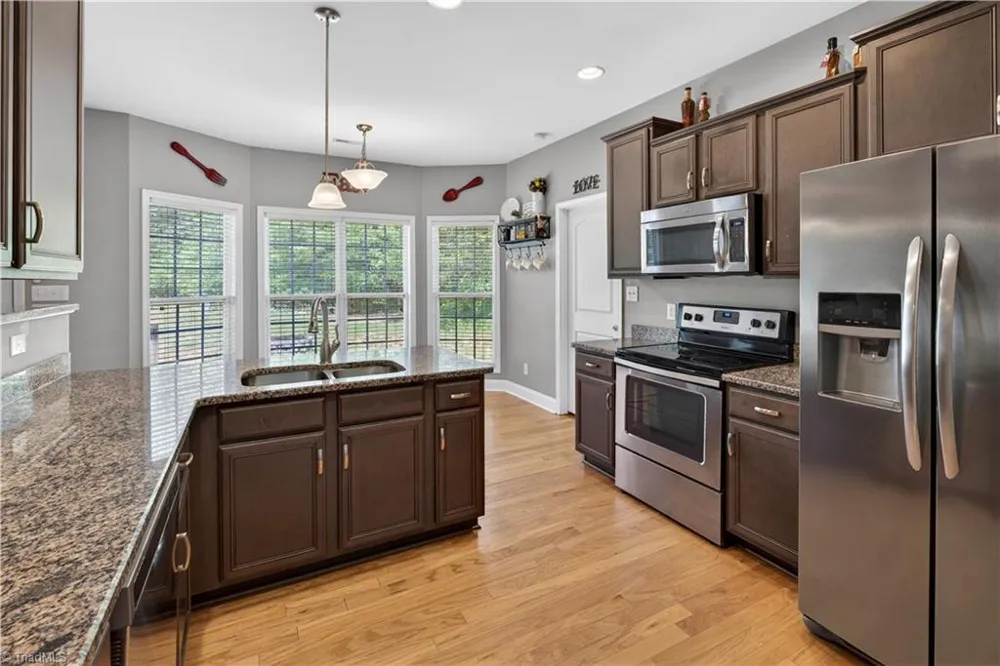 552 Tom Hunter Road Pilot Mountain, NC 27041