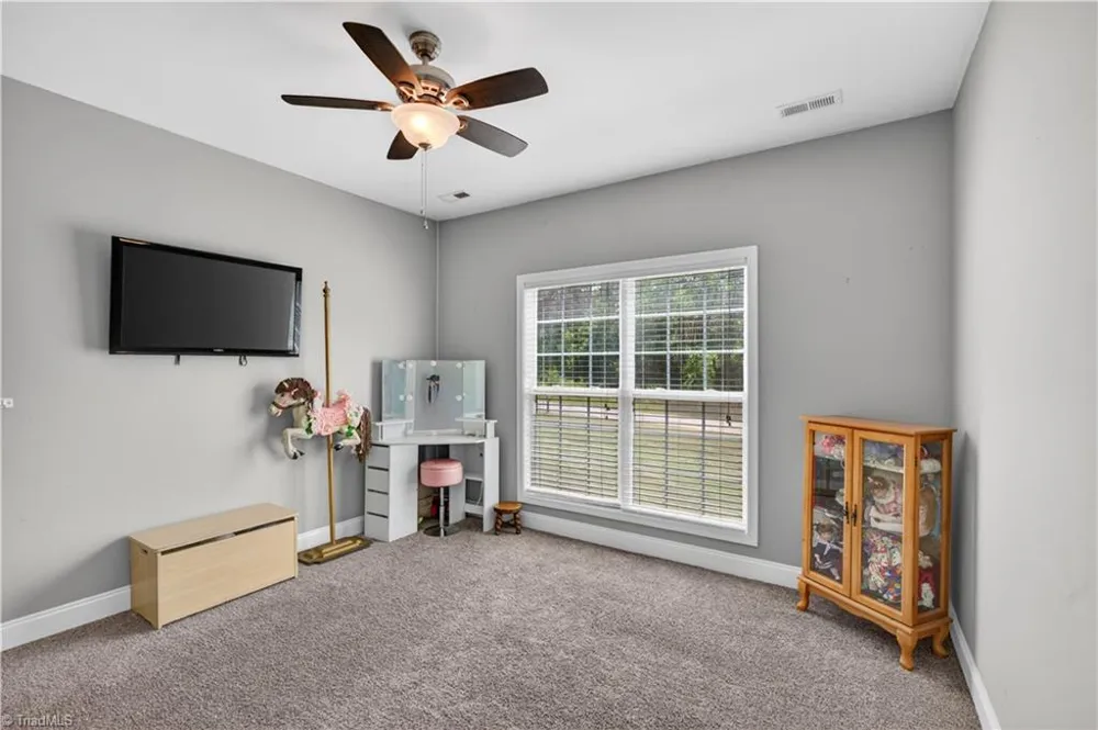 552 Tom Hunter Road Pilot Mountain, NC 27041