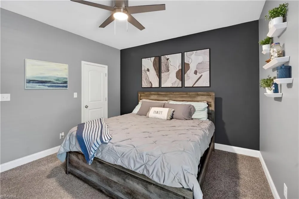 552 Tom Hunter Road Pilot Mountain, NC 27041
