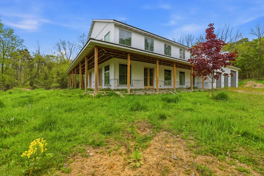 287 40th Street Bloomingdale, MI 49026