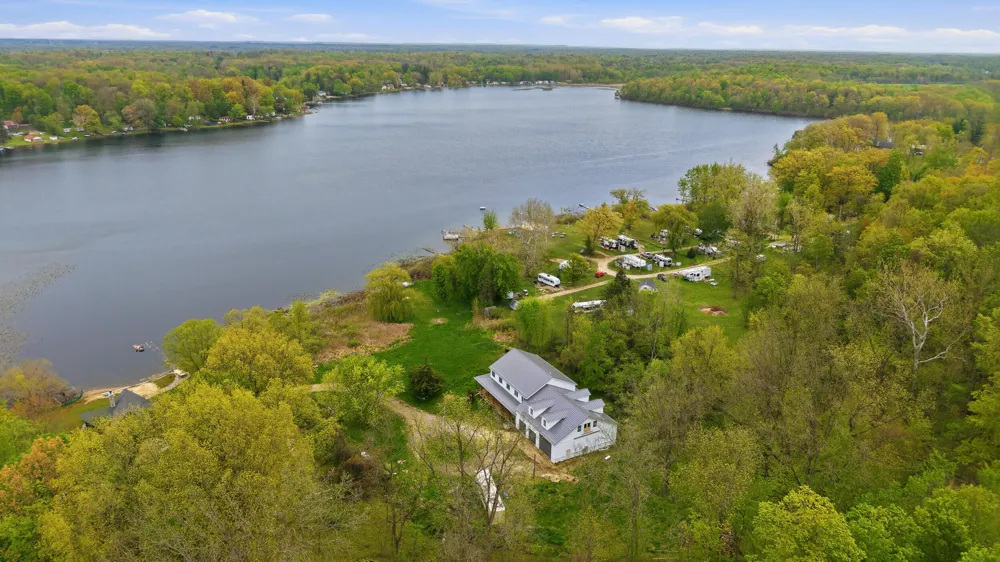 287 40th Street Bloomingdale, MI 49026