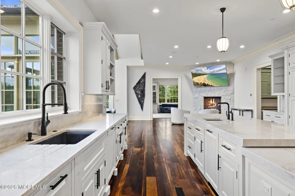 88 Montrose Road Colts Neck, NJ 07722