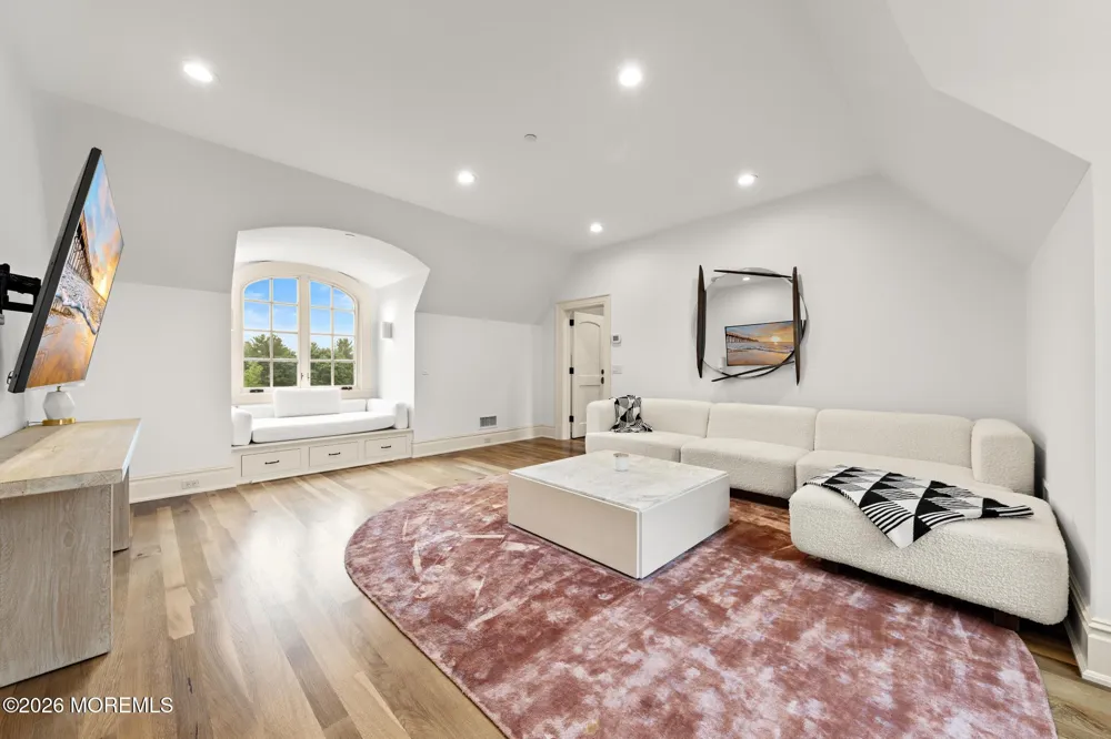 88 Montrose Road Colts Neck, NJ 07722