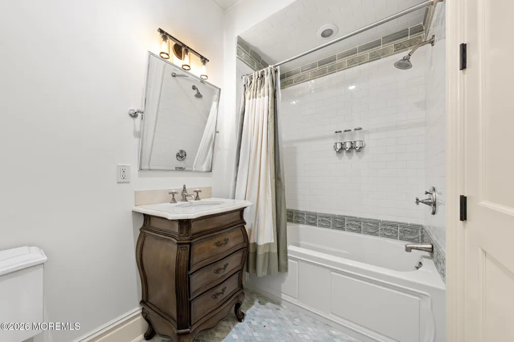 88 Montrose Road Colts Neck, NJ 07722