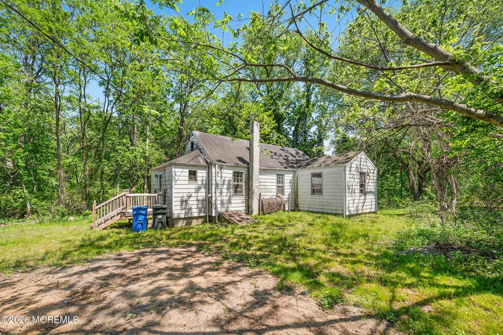 318 Water Street Eatontown, NJ 07724