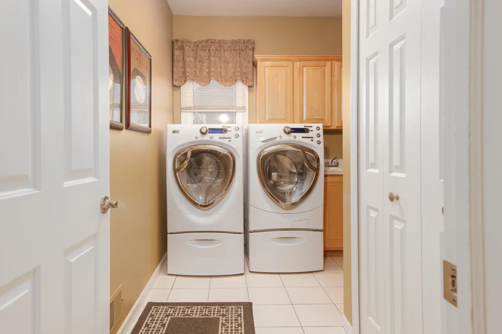 3801 Fawn Drive Rochester, MI 48306