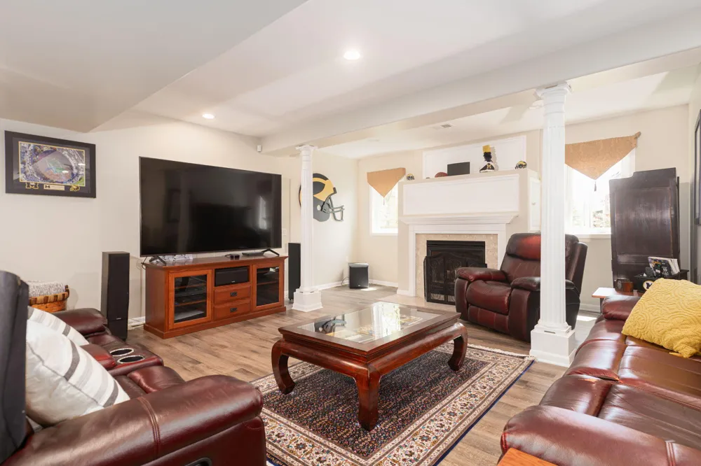 3801 Fawn Drive Rochester, MI 48306