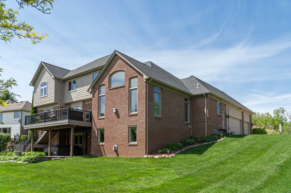 3801 Fawn Drive Rochester, MI 48306