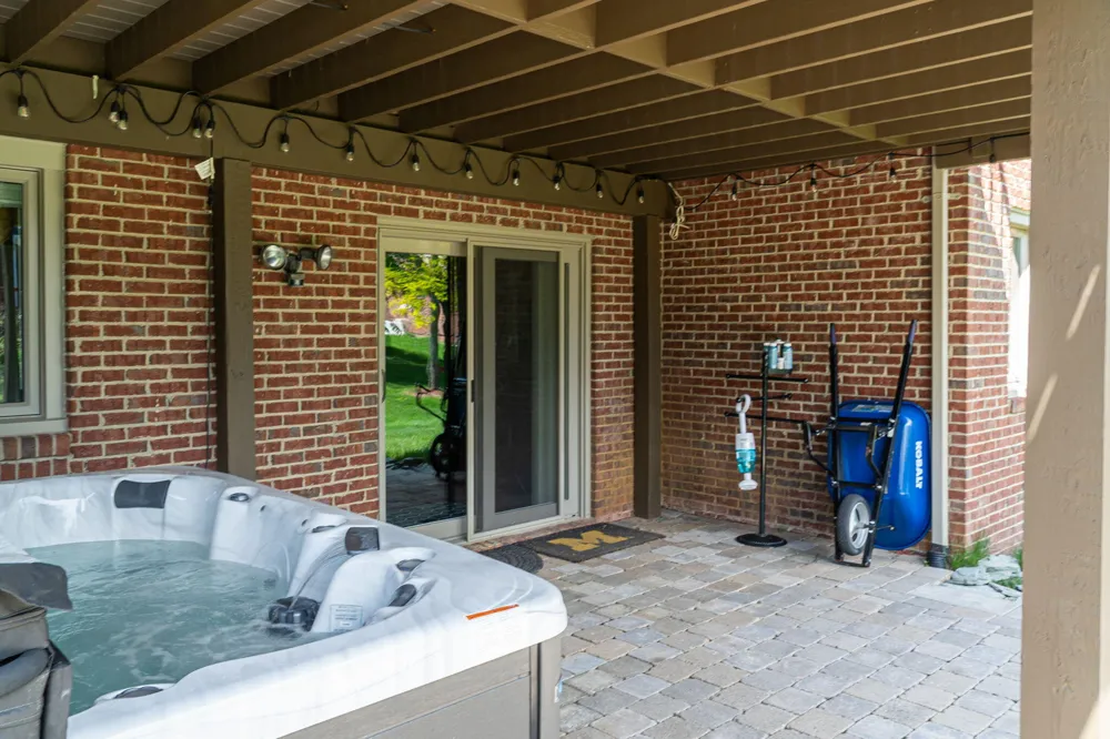 3801 Fawn Drive Rochester, MI 48306