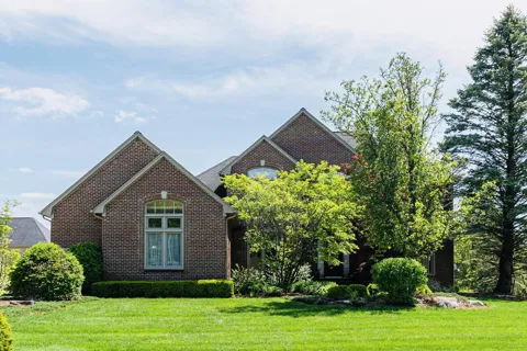 3801 Fawn Drive