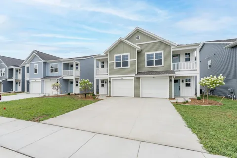 914 Indiana Avenue #14