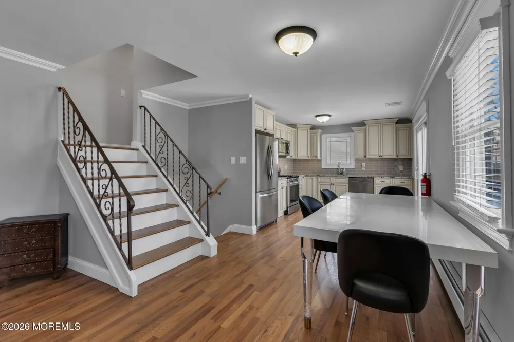 27 Branch Road Oakhurst, NJ 07755