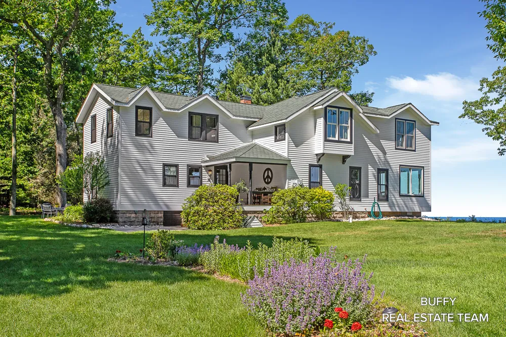 8282 W Harrison Road Mears, MI 49436