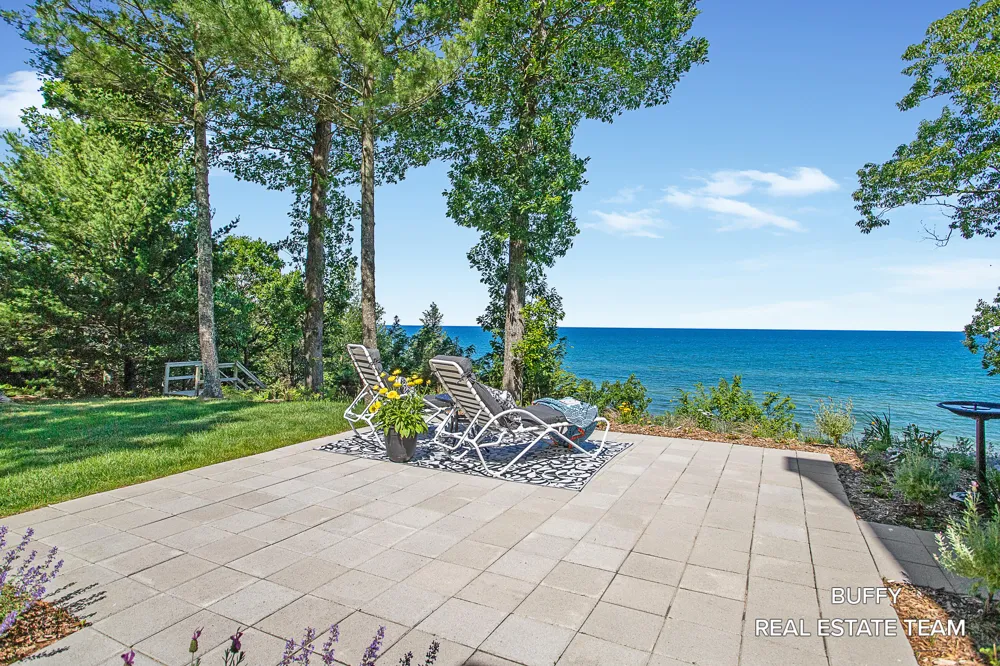 8282 W Harrison Road Mears, MI 49436