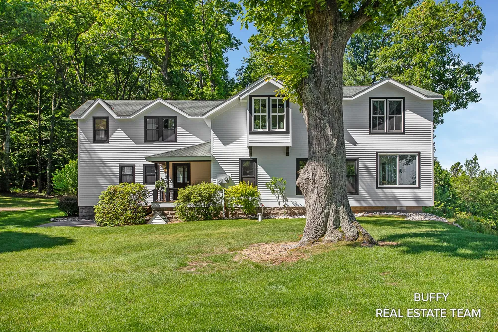 8282 W Harrison Road Mears, MI 49436