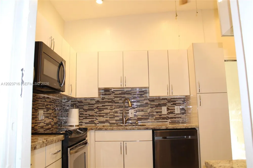13875 NE 16th Ct North Miami, FL 33181