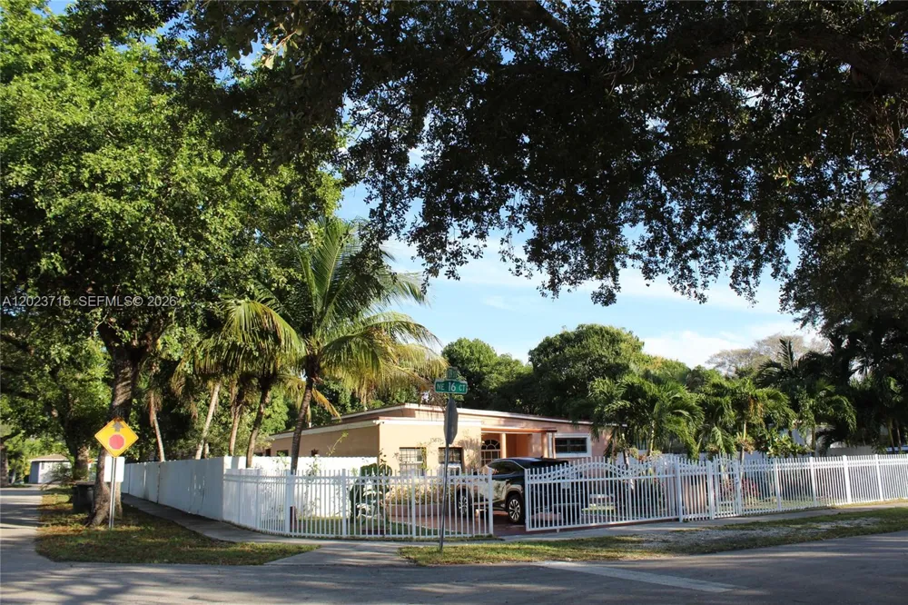 13875 NE 16th Ct North Miami, FL 33181