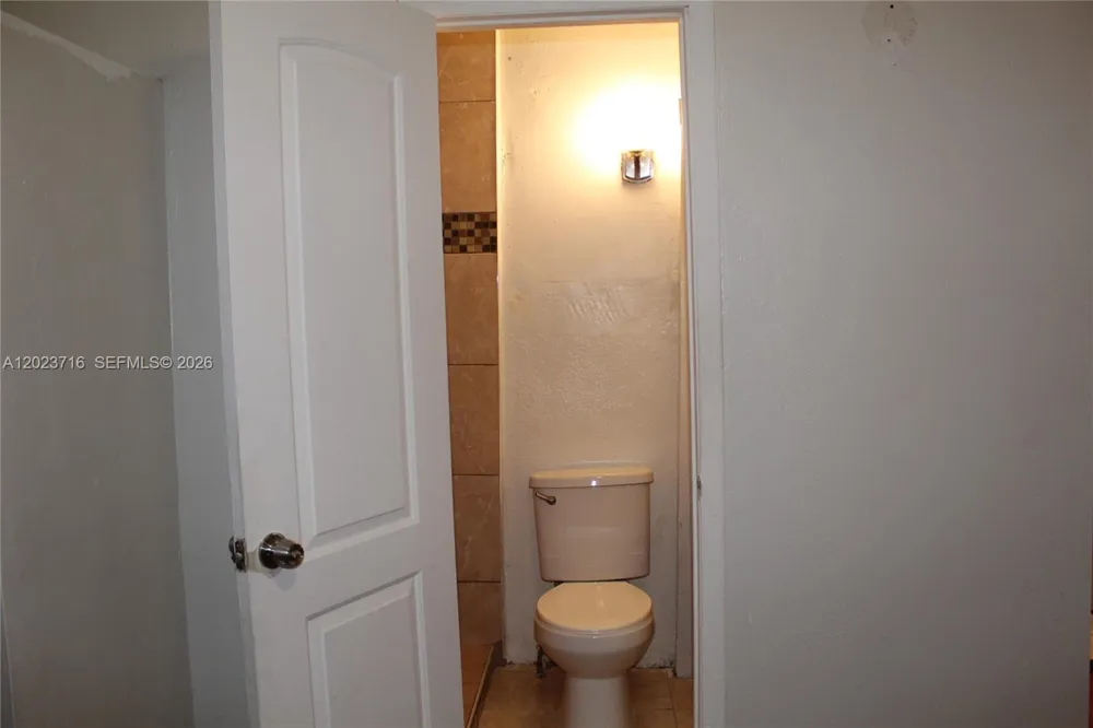 13875 NE 16th Ct North Miami, FL 33181