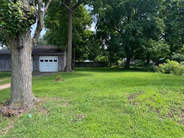 300 E Delaware Street Decatur, MI 49045