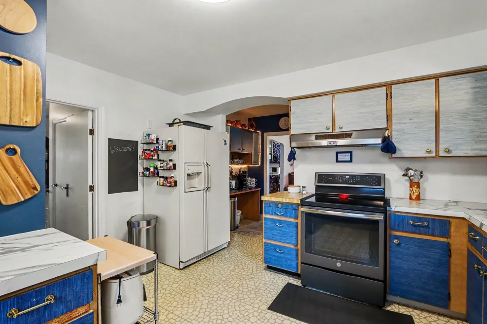 29561 E Red Arrow Highway Paw Paw, MI 49079