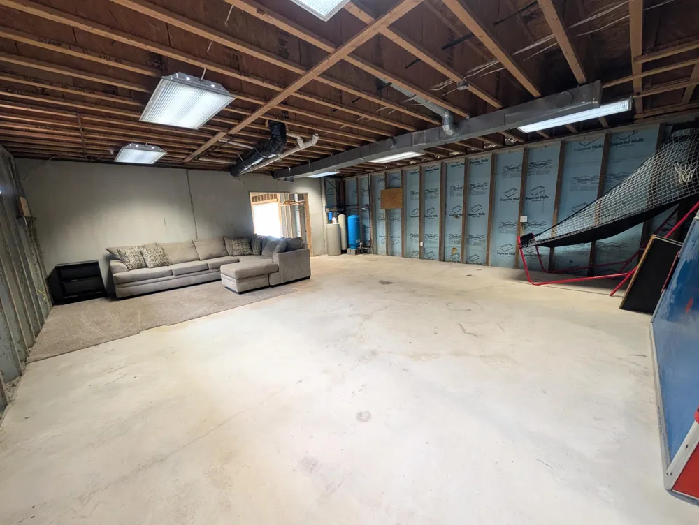 3571 Case Drive Union City, MI 49094