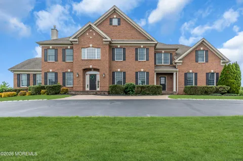 4 Ridgeview Way