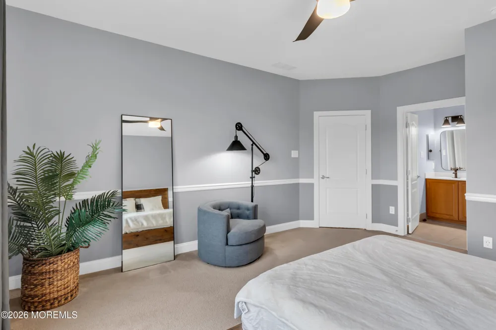 4 Ridgeview Way Allentown, NJ 08501